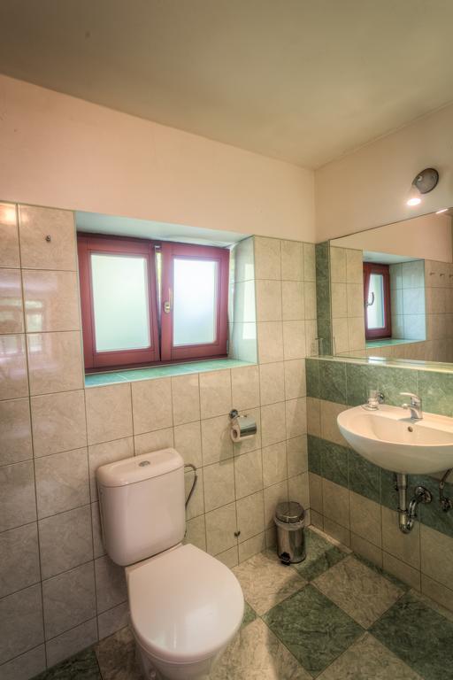 Penzion U Dracice Hotel Nová Bystřice Екстериор снимка
